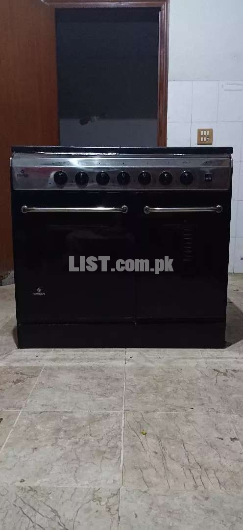 NasGas Cooking Range with Excellent Condition.
