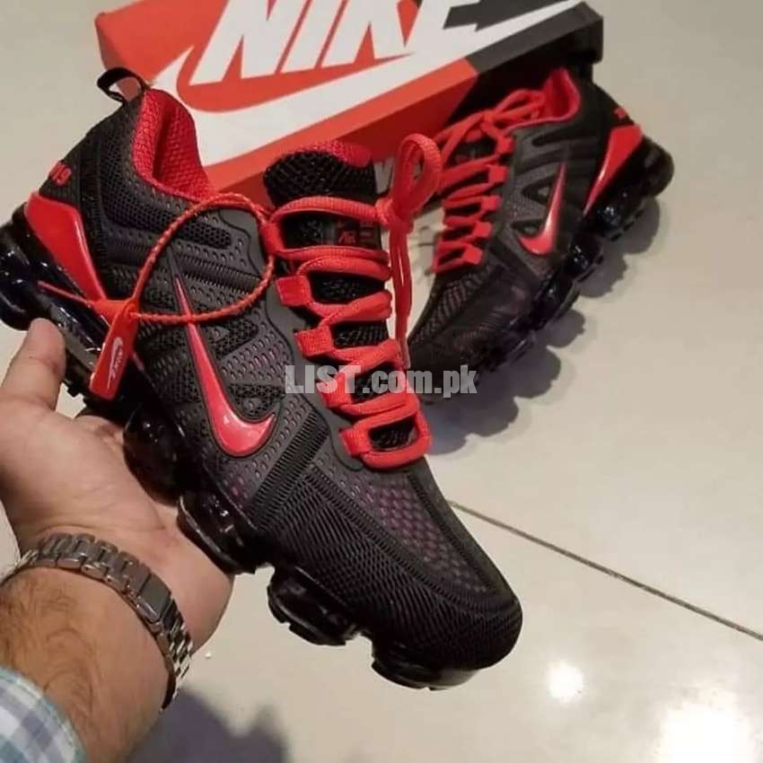 Shoes Air Vapourmax red black