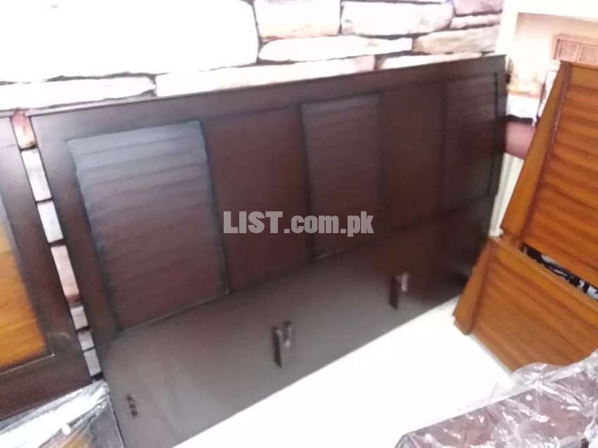 AL Muslim Furniture mall offers wooden king size double bed only 12999