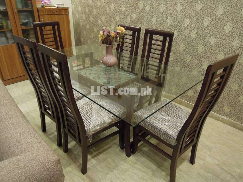 6 chairs Dinning Table (Dining table) Top Glass