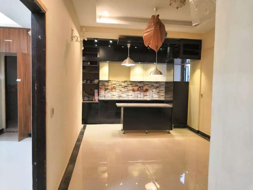 3 bedroom launch Portion 2rd floor brand new shah faisal green town