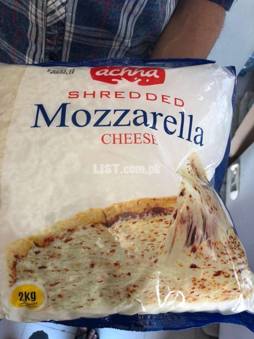 Shredded Mozzarella cheese
