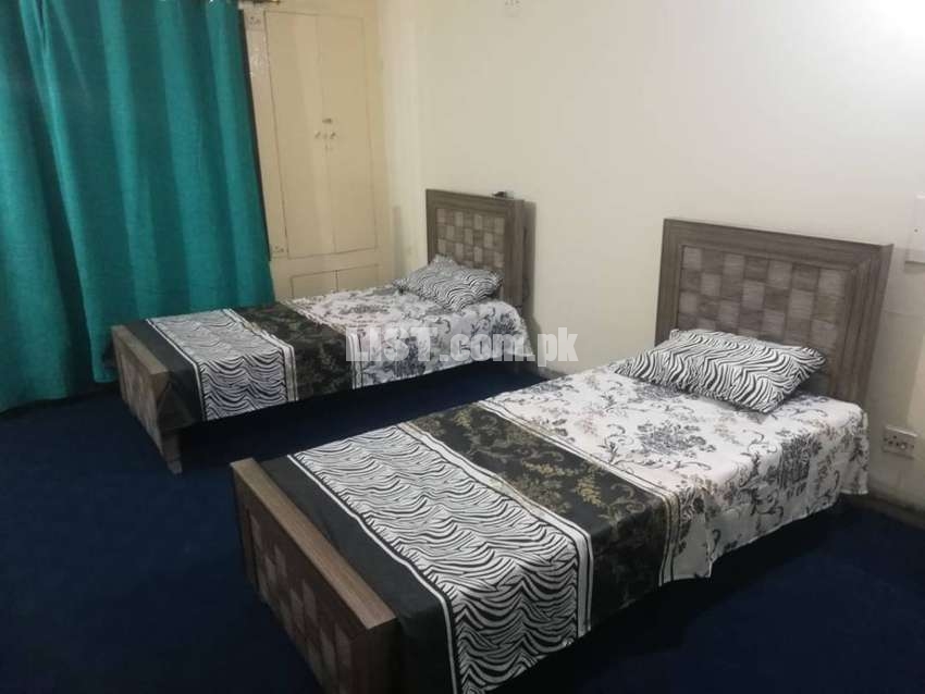Moatabar boys hostel newly furnished, ready to live
