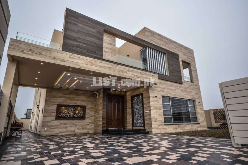 01 KANAL LUXURY BRAND NEW HOUSE FOR SALE IN DHA IN CHEAP PRICE
