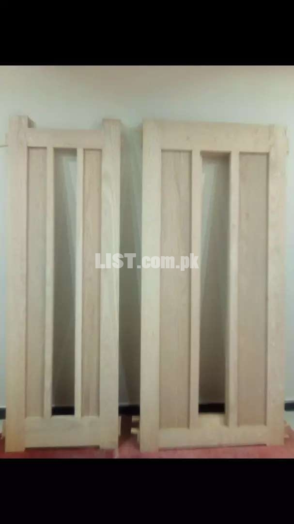 Ash wood solid door.