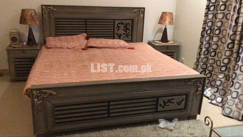 Modern Bed set King size,Attractive looking