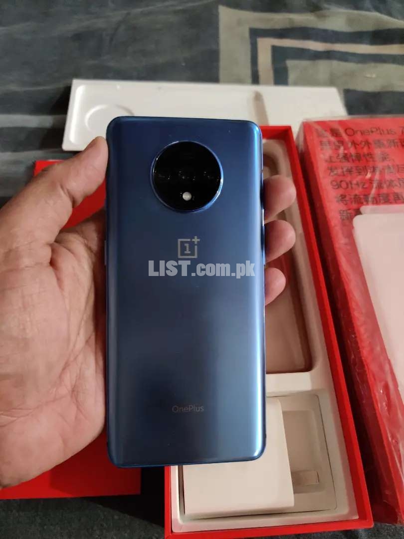 OnePlus 7T 8/256GB.Read add completely.