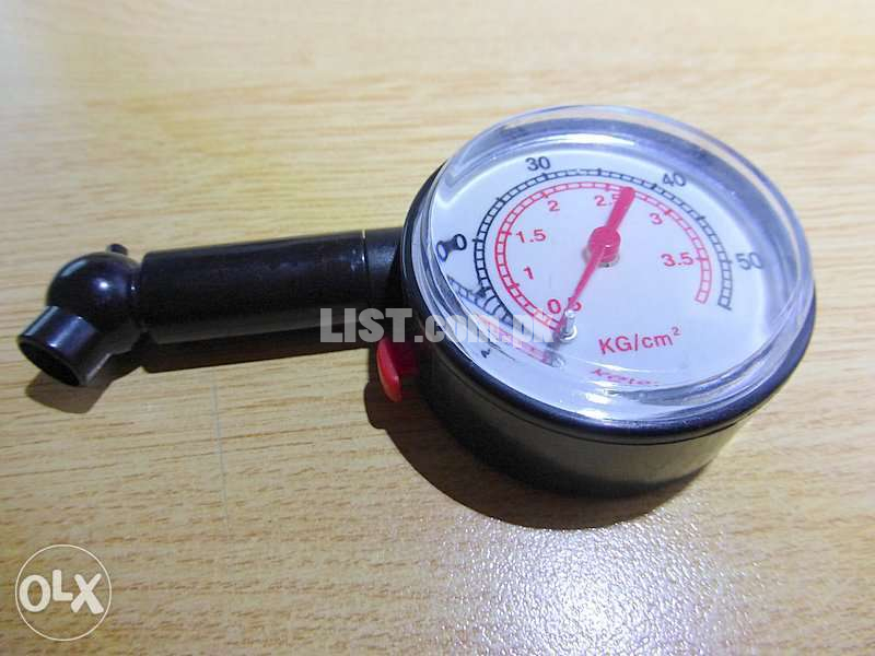 Portable tyre pressure gauge