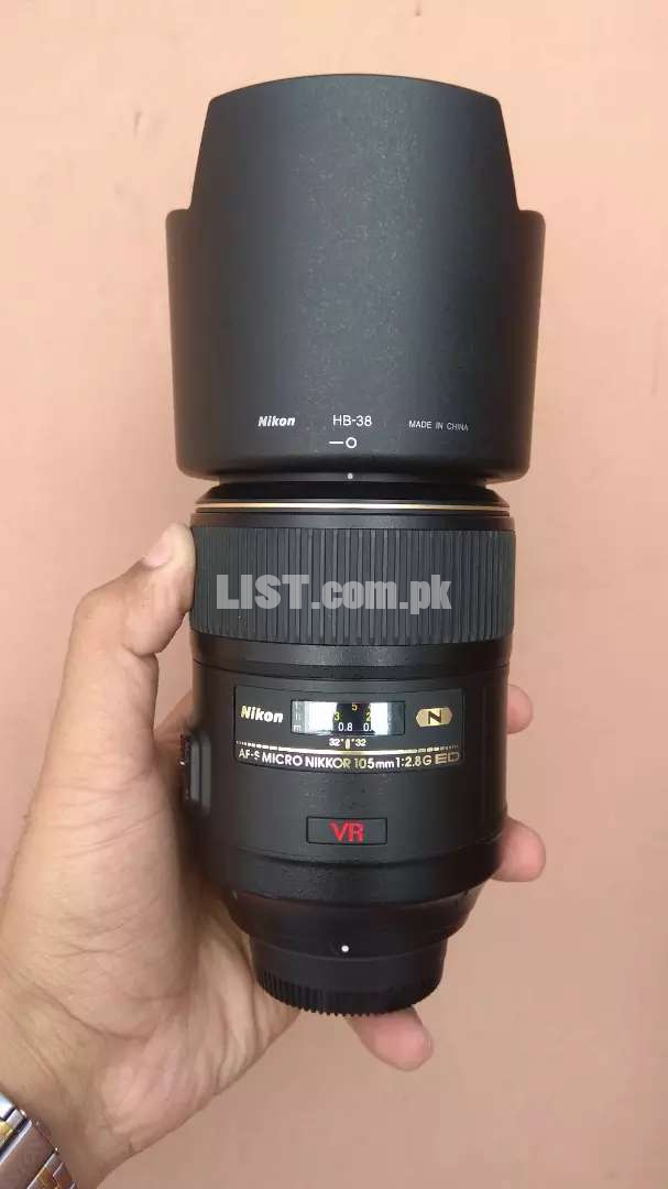 Nikon 105mm F/2.8 G VR Macro lens (HnB Digital)