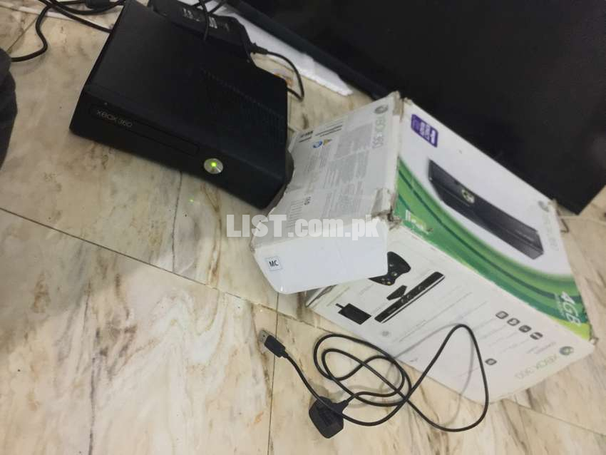 LTE 3.0 modified xbox 360 with gta v and 10 ganes cds