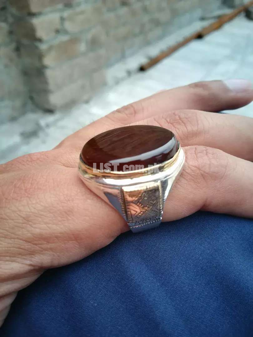Real beautiful yamni aqeeq stone with handmade silver ring