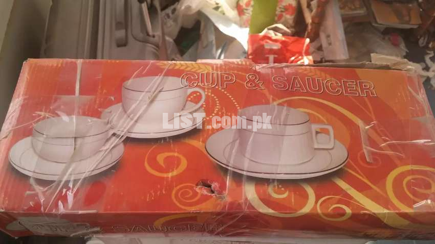 Cups with saucers (imported / unpacked)