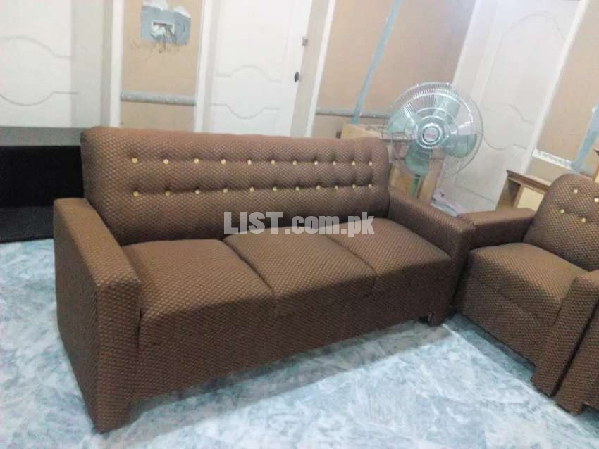 5 seater sofa set in new condition