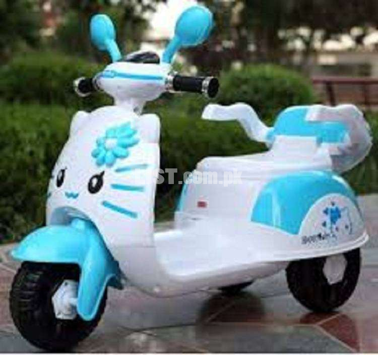 Kids VESPA kitty scooter