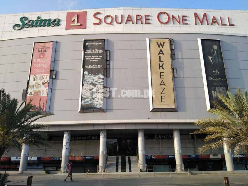 Shop On Lower Ground For Rent In Square One Mall