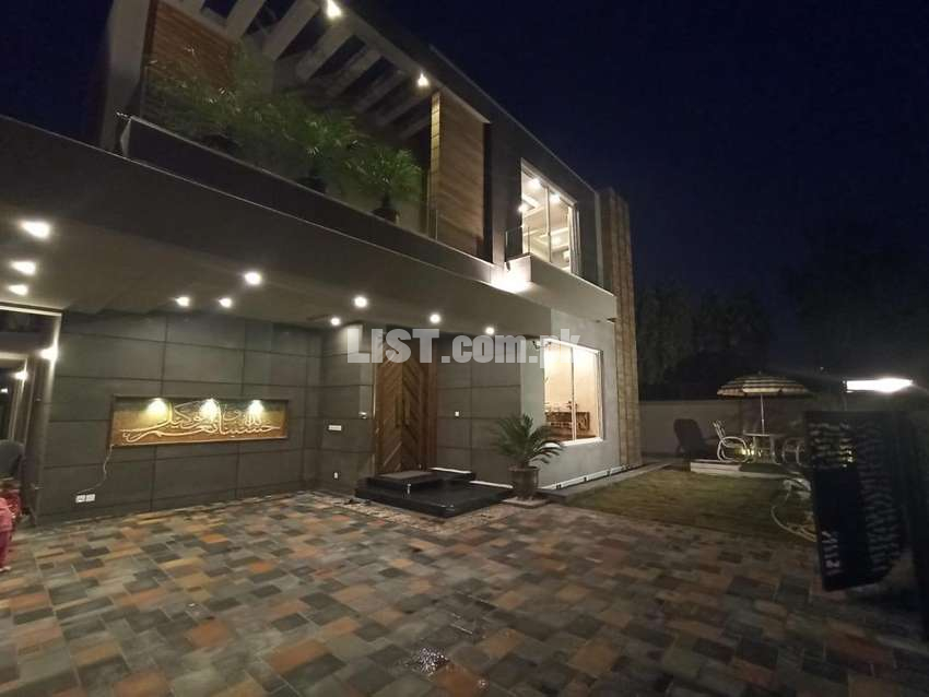 Beautiful Brand new house of Phase 5 DHA Lahore.must visit house