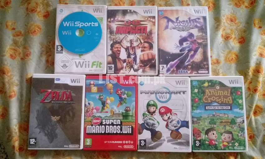 Nintendo wii mini with 8 Original game disc complete console