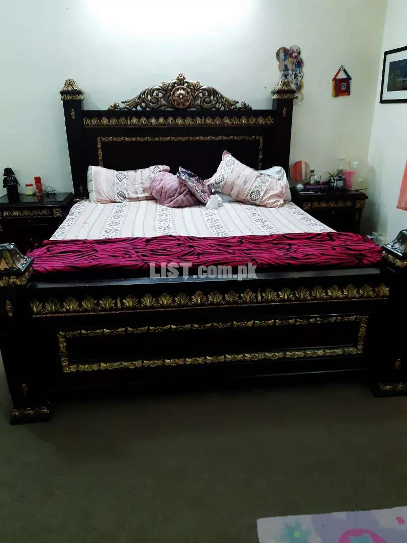Original sheesham wood Bed set