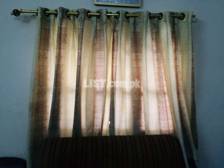5 Curtains/parda avilable best in condition