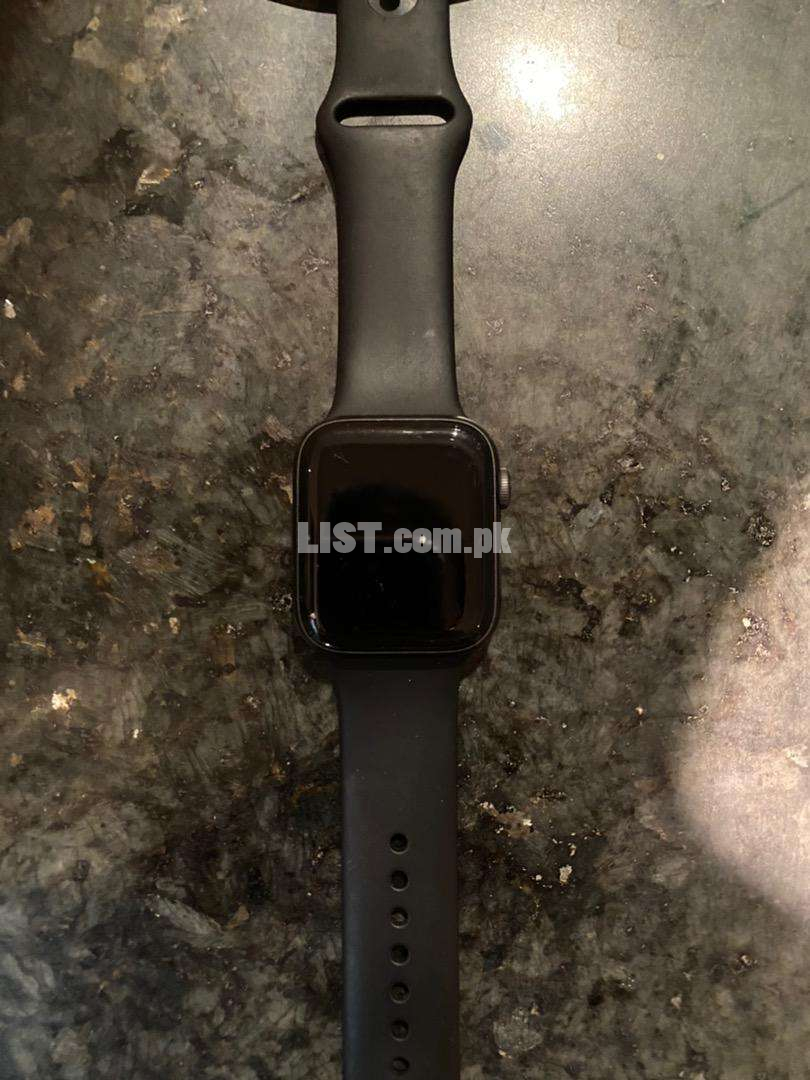 Apple Smart Watch Series 4 44mm Aluminium