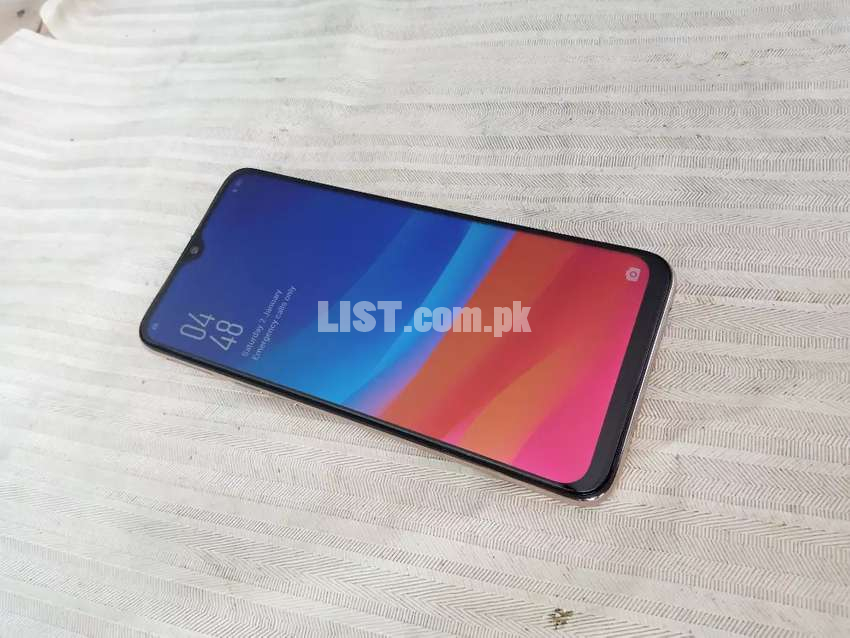 Oppo f9 pro 6gb ram pta approved with complete box exchange