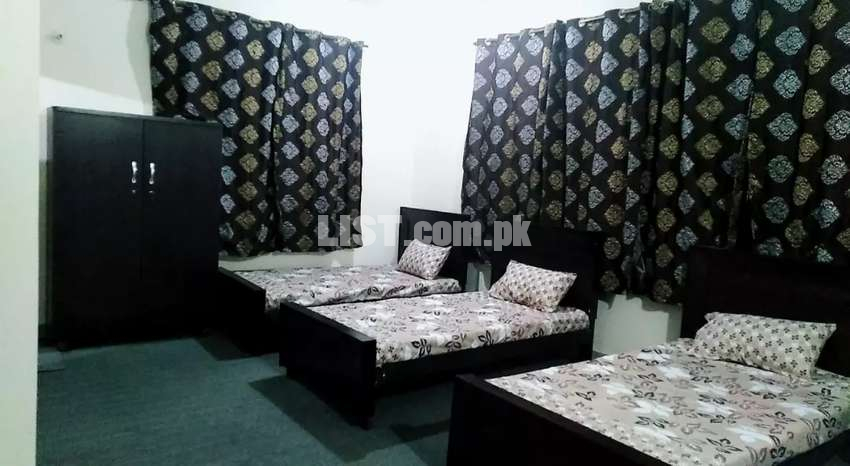 Luxury girls hostel for employees( Book seat & get Laundary services)