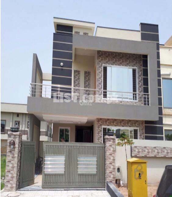 Portion for rent avilable in DHA rahbar