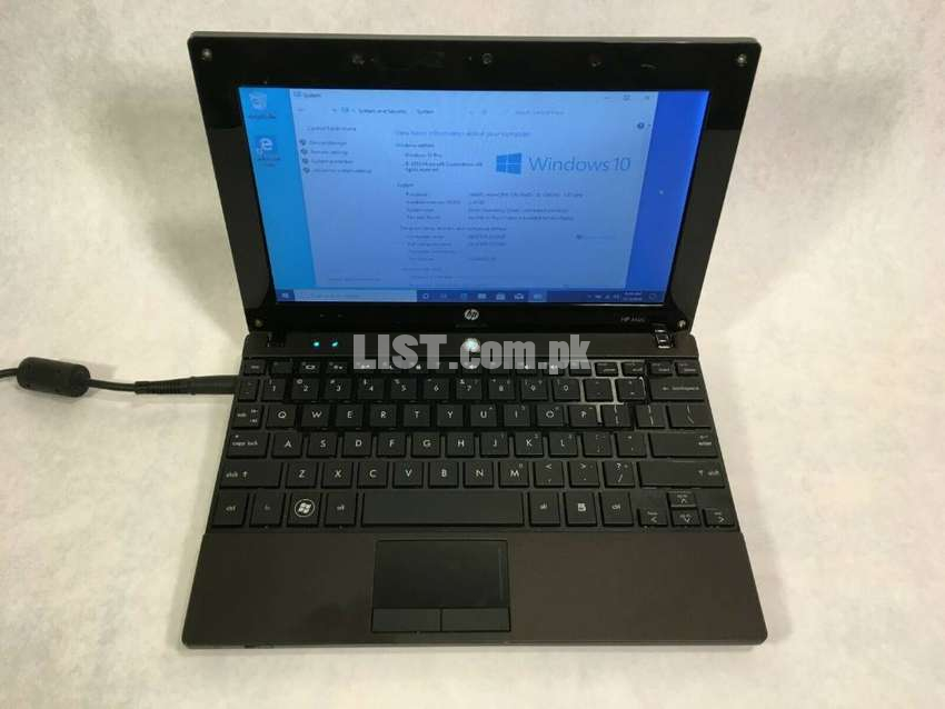 hp mini laptop 5103 , 5 hour battery , webcam ,everything is ok