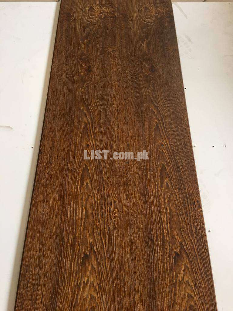 Wooden Laminate Flooring NEW