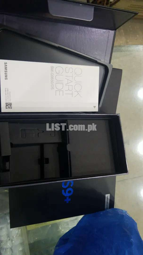 Samsung original only boxed and accessories