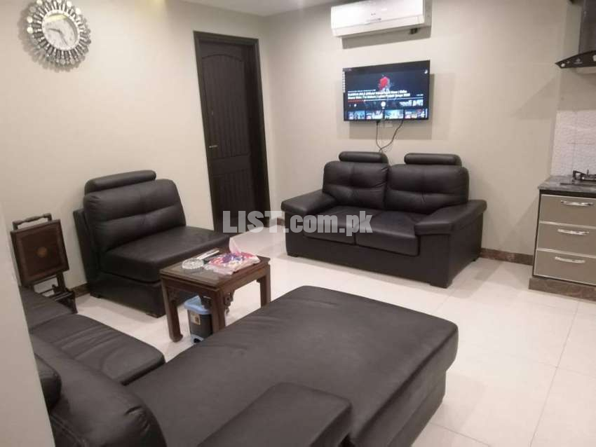 Fully Furnished flat for Rent in Bahria Town Lahore
