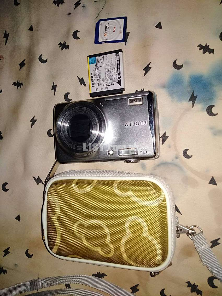Fujifilm camera 10x wide