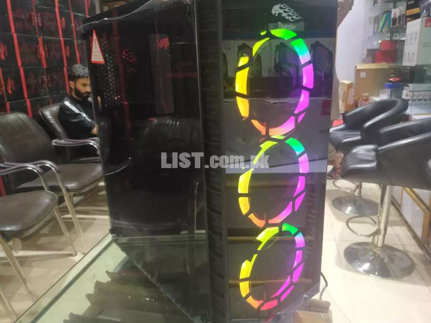 Thunder casing with 3rgb fans