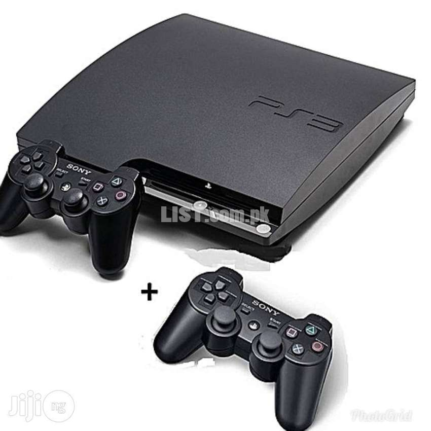 Playstation 3 320GB new condition with Box and 2 wireless Controller