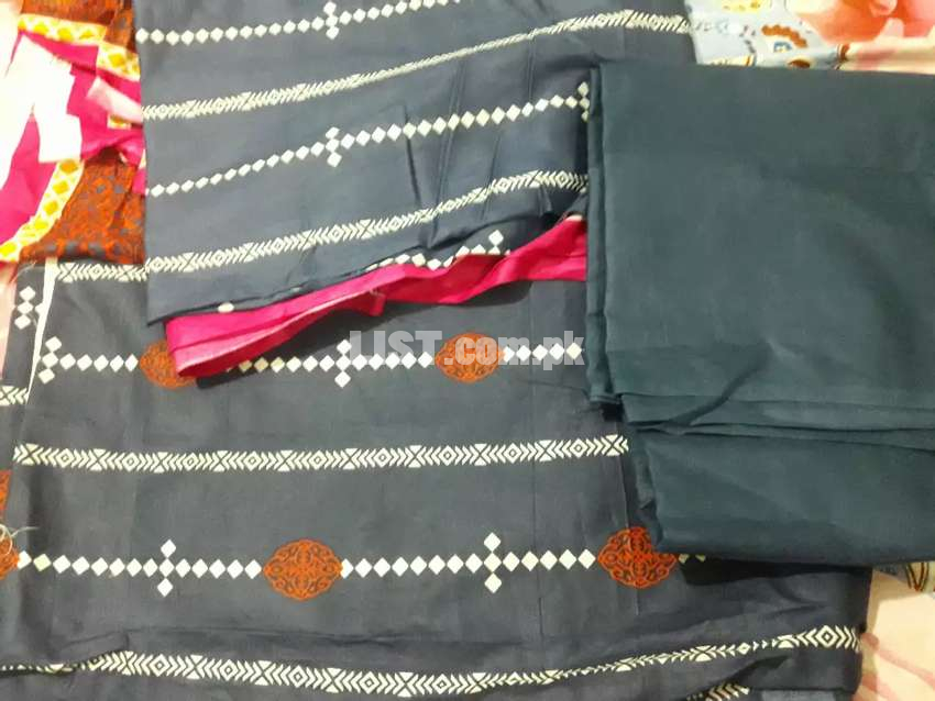 Winter suit three piece  shirt ; dupatta; and shalwar  blue in colour