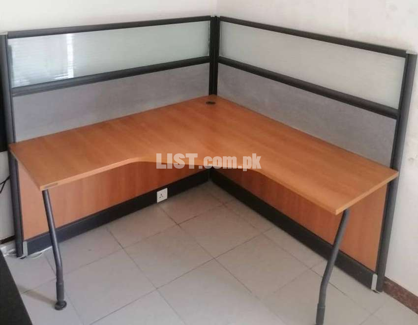 Interwood Office Workstation (Partition and Table)
