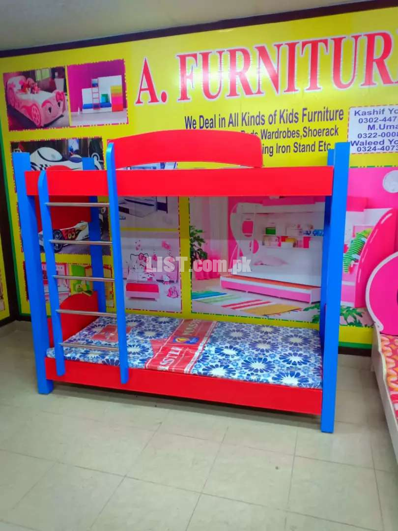 Pai wala bed avail in double/triple