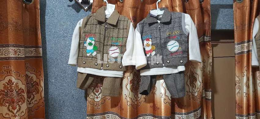 Hello m salling baby boys and girls cloth 4 mont to 4 year avavliabal