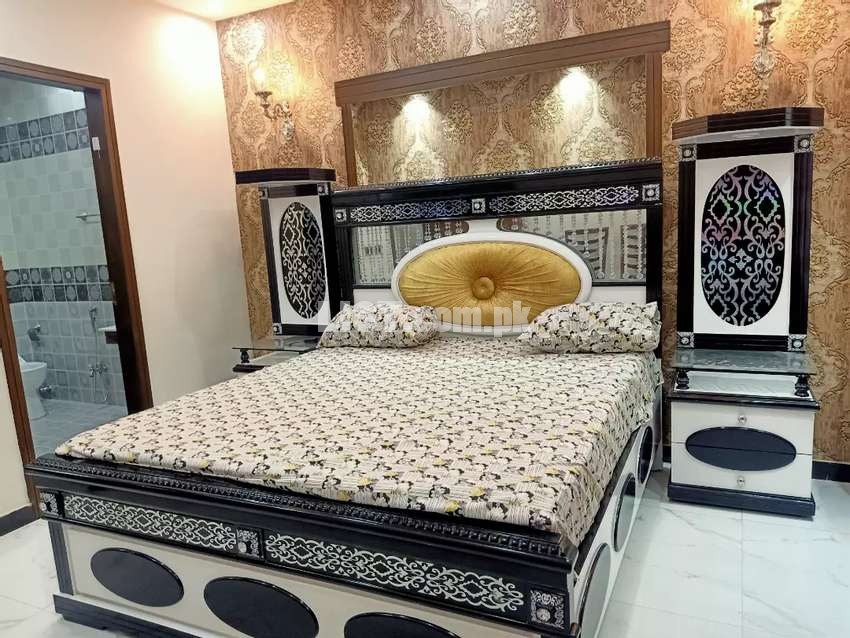 10-  Marla Full Furnished  house For Rent In Bahria Town Lahore