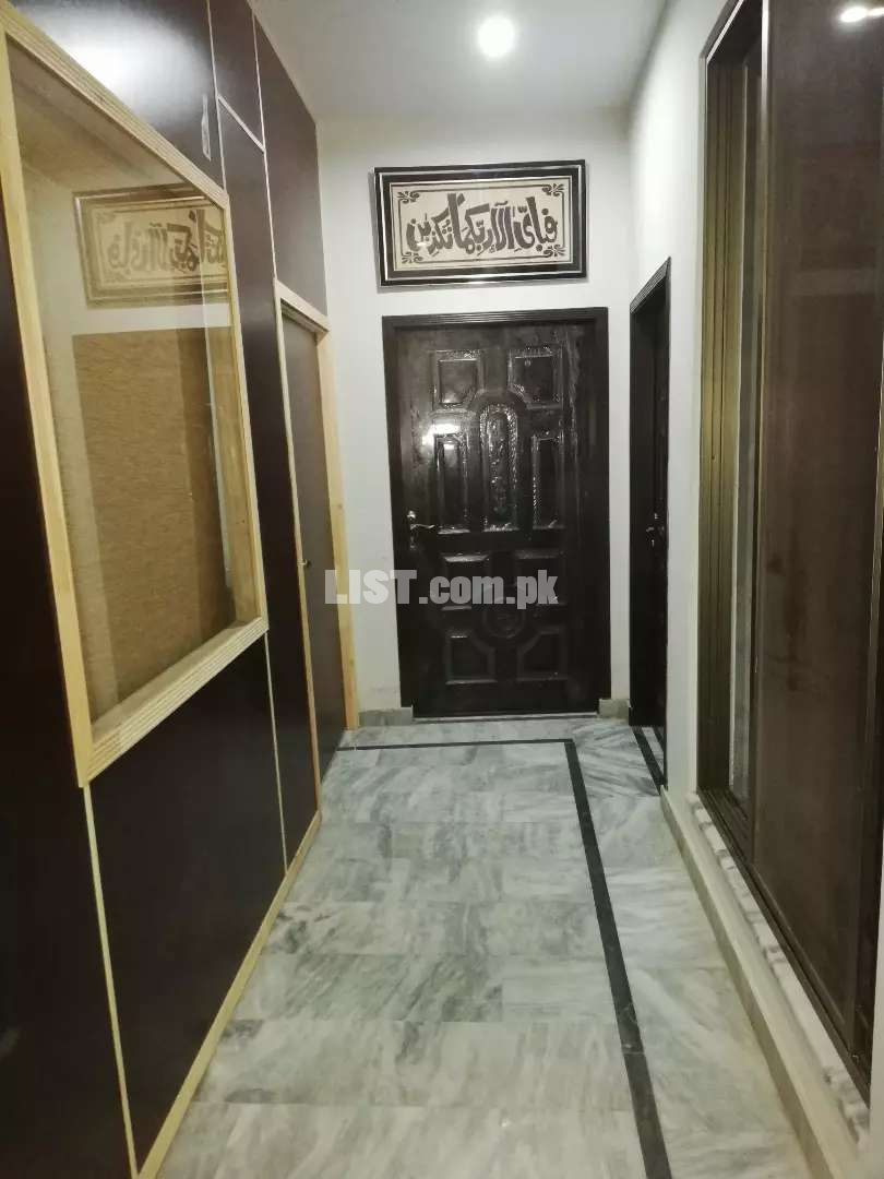 Room for boys Monthly rent near ARFA KARIM ITU Model Town Lahore