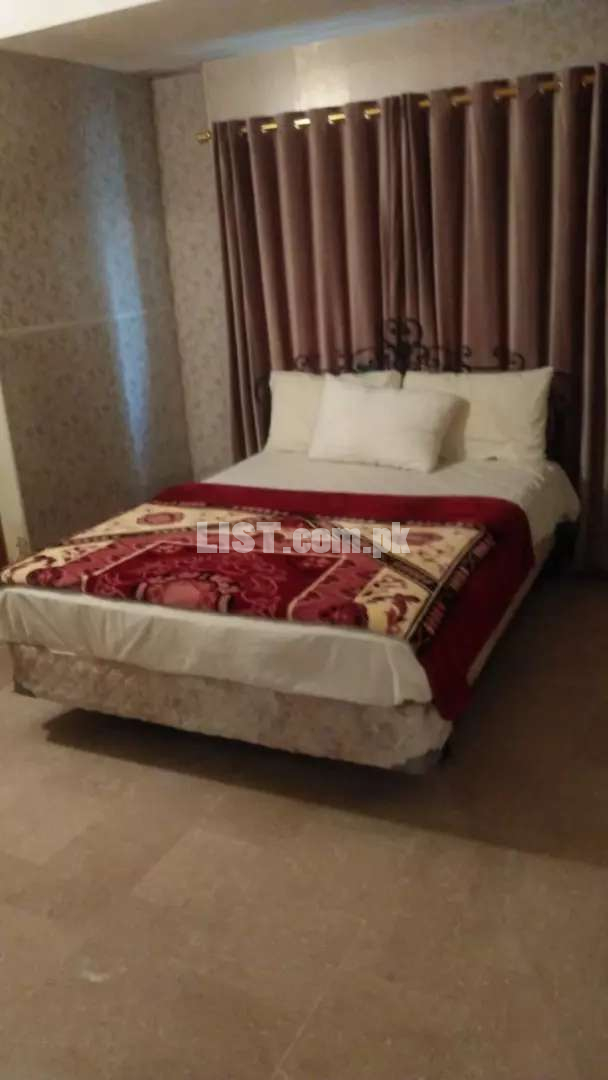 3 bed luxury apartment, car parking, wifi,margalla view