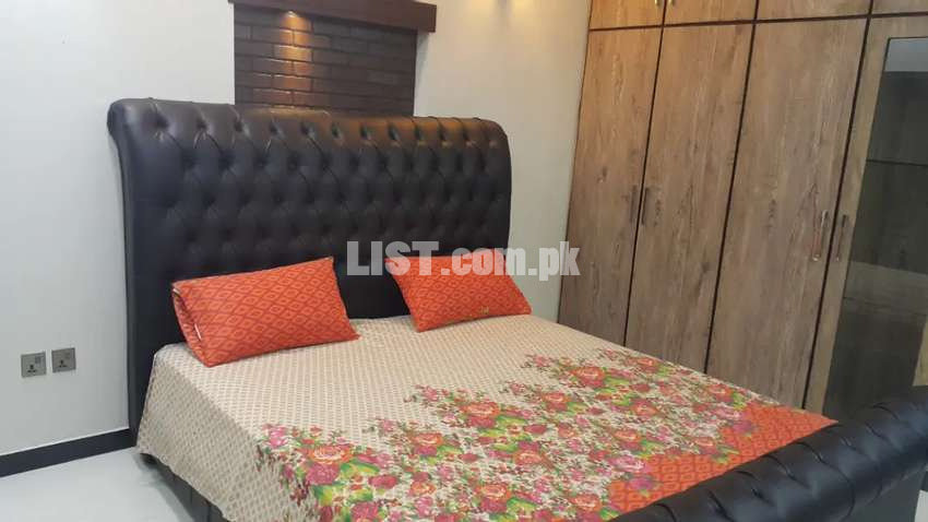 10 Marla Full Furnished  Upper Portion For Rent in Bahria Town Lahore