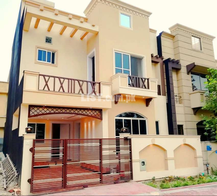Ideally Designed 5Marla Home For Sale In Bahria Town Phase 8 Ali Block