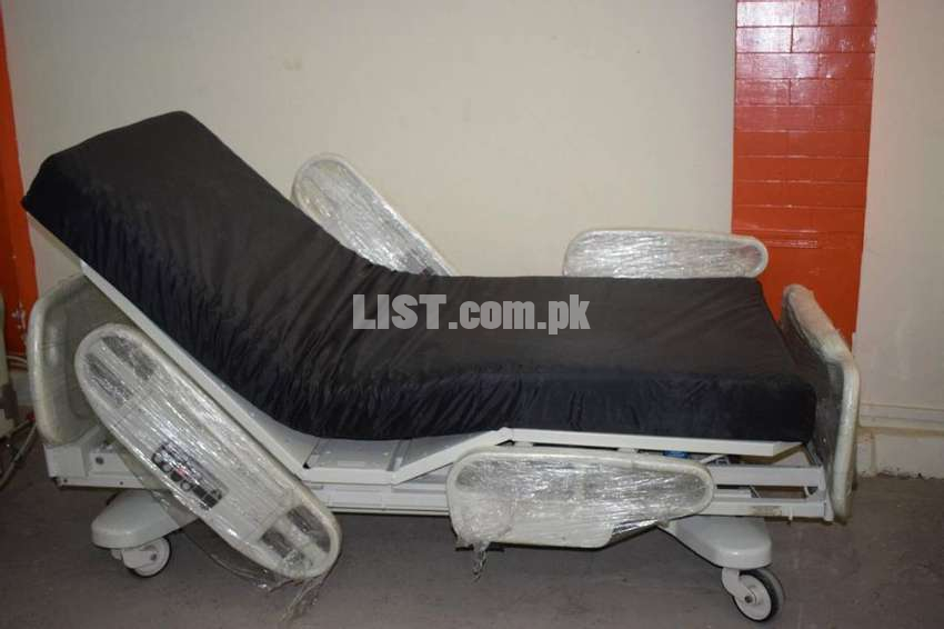 HOSPITAL BED (MOTORIZED) ON RENT AND SALE