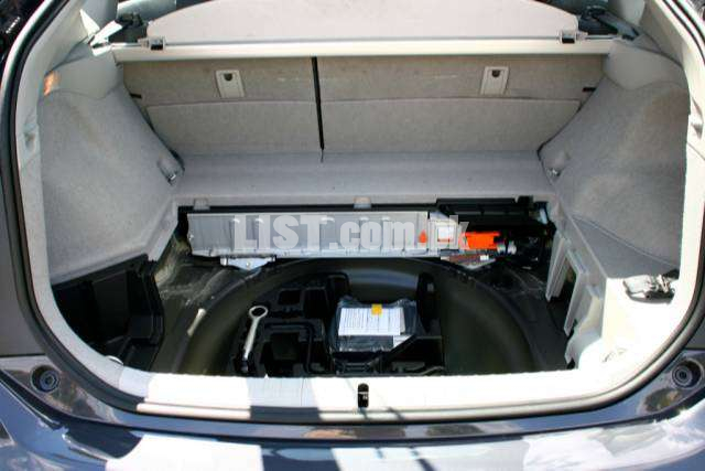 Toyota Prius hybrid battery also Aqua axio crown camry noah voxy