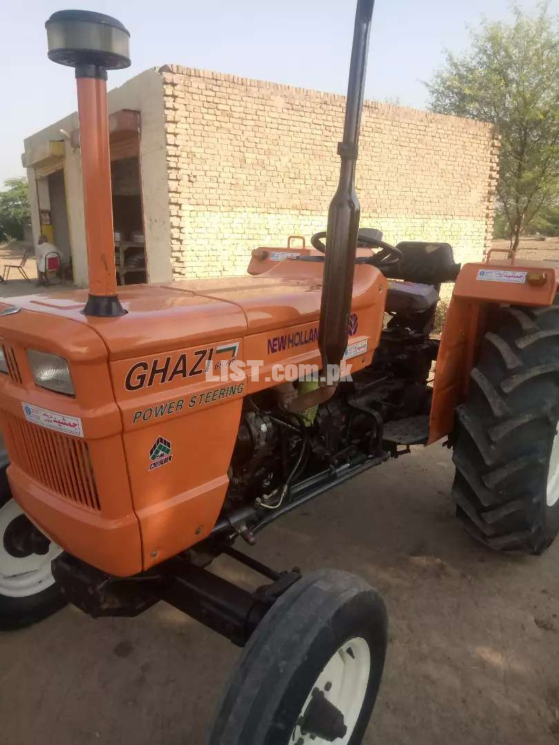 Tractor urgent for sale