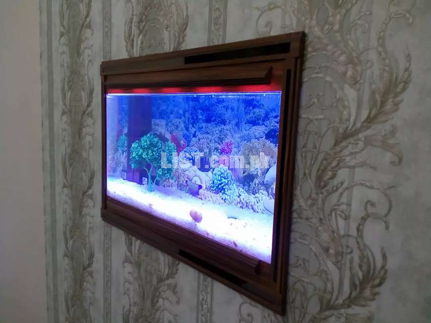 DHC Wall Fitted Aquarium