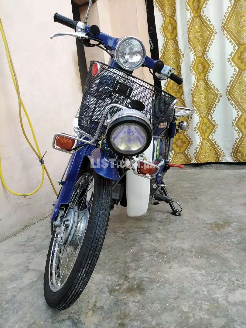 Honda 49cc with out chalach new candishan