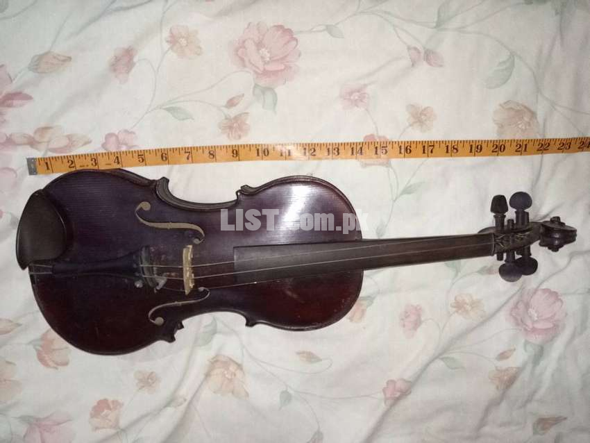 Used violin