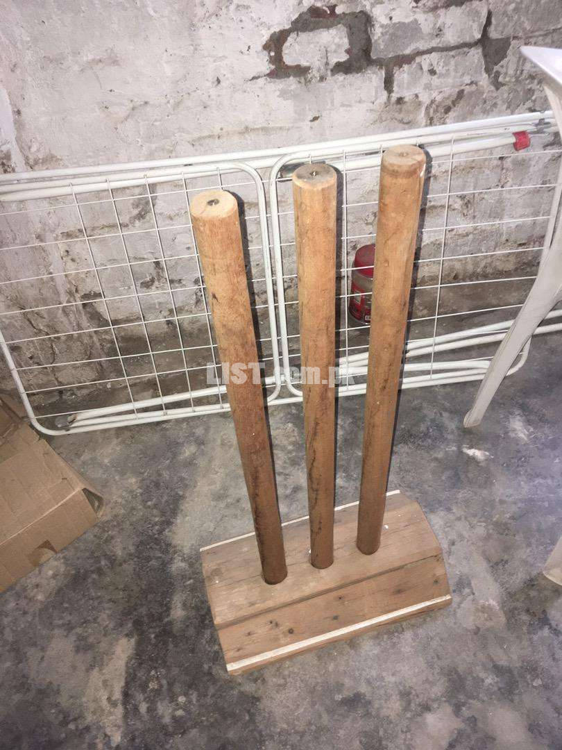 Wicket (wood)